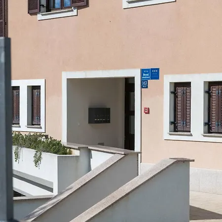 Carpe Diem Apartment *